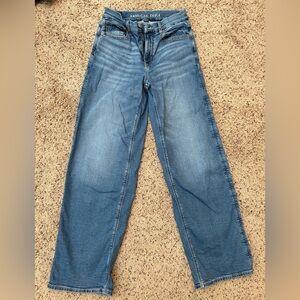 American Eagle Outfitters High-Rise Baggy Jeans